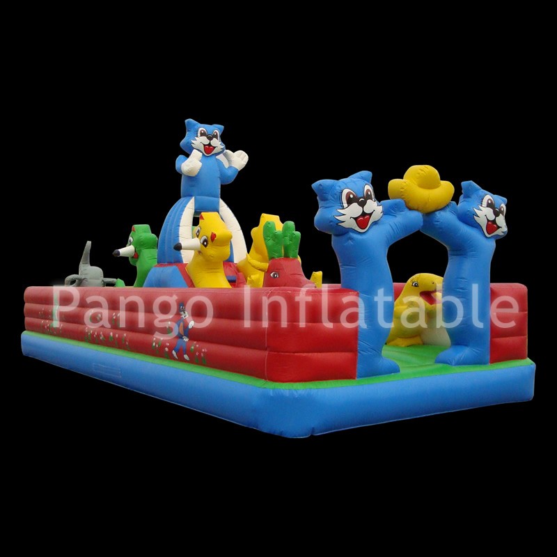 small bounce houseGB154